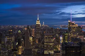 美国7月17日当周EIA原油库存意外大增489.2万桶图片