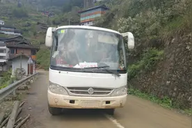 乡镇客运班车曾经生意好的一塌糊涂，如今却格外萧条？为啥呢？图片
