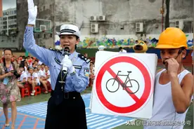 搞笑：光头强穿越到唐朝，为何养猪，养马，养猴？脑筋急转弯图片