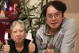 年轻时威震影坛，二婚娶港姐冠军，68岁洪金宝瘦到脱相出行靠轮椅图片