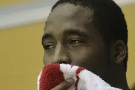 “我以为他是来辅佐我的”，那些被拍死的前浪们图片