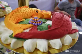 过年不返乡，朋友的老家寄来了胶东花饽饽，厨师：真是高手在民间图片