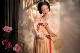 六米裙摆刺绣汉服—冉冉云，古香古色仙韵十足，时尚和古典美并存图片