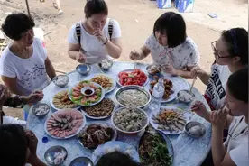 为何有很多人给考上大学的孩子办“升学宴”，两点原因很现实图片