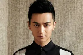 陈晓新剧收官合影，与王一博同框，剃去胡须归来仍是少年图片