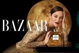 Billie的线上蹦迪演唱会太炫，CHANEL圣诞限定美上月球了！「每周时报」图片