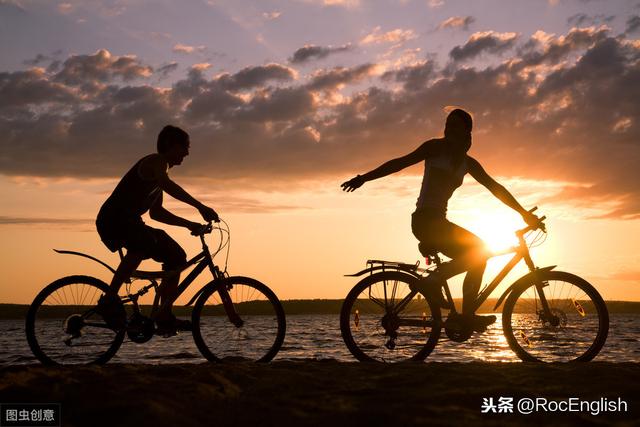 “努力工作”是work hard还是work hardly？可别傻傻分不清