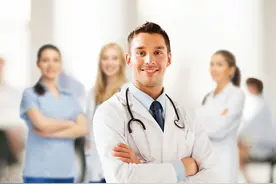 用纳税人的钱发工资，所以教师与医生属于服务行业？图片