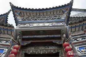 外婆回忆到地主家里讨米要饭经历，不但给了大米，还给了一块银元图片