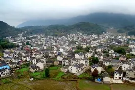 安徽一座不通高速的县城，境内却拥有高铁站，还有一片“飞地”图片