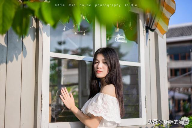 落花有意，流水无情，浮生沧桑，情是那无药可解的毒