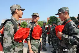大学生当兵，从“家”走还是从“学校”走，这是关键图片