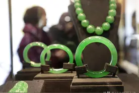 天下玉，平洲器：探秘佛山平洲玉器街，中国最强悍翡翠加工中心图片