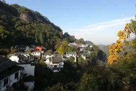 隐藏在皖南深山的古老村落，悬空在半山，美得简直像世外桃源图片