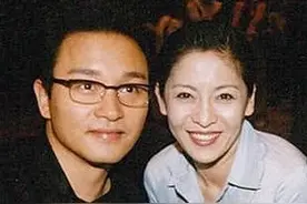 2003年，张国荣跳楼前打给向太一通电话，通话内容“耐人寻味”图片