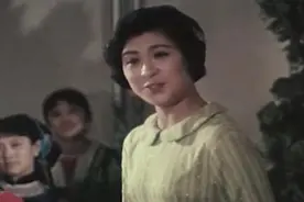 2000年，李谷一曝光东方歌舞团腐败内幕，却遭死亡威胁：我枪毙你图片