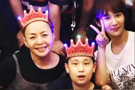 宋丹丹60岁生日众星云集！干女儿杨紫“失宠”，干儿子稳坐C位图片