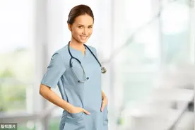 美丽的女护士图片