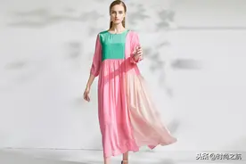 时尚飘逸的真丝“娃娃装”妈妈连衣裙，海边拍照最上镜图片