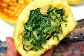 玉米粉做成的菜饼子，满满的都是小时候的味道，粗粮细作超级美味图片