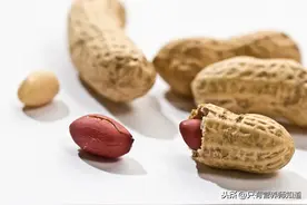 过年间吃了很多花生、巴旦木等坚果，是不是发胖会很严重？图片