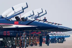 人民空军最早的飞行表演图片