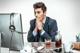 久坐在电脑前的职场人如何日常自我维护？图片