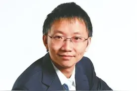 央视关注！他曾是四川"最年轻教授"，放弃国外高薪，毅然回国，成果被世界认可！图片