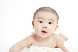 3-4个月婴儿该补铁啦，新手父母要注意了图片