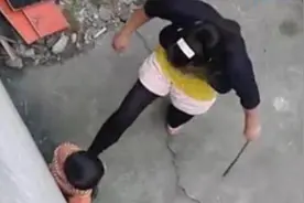 3岁姐姐“照顾”弟弟不周被母亲怒打，生前一句话：妈妈抱抱图片