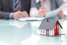 继承父母房产不过户，一直住着不行吗？看律师怎么说图片