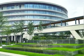 Vivo员工感叹: 19届985硕士，月薪12k年终奖才2万，太惨了图片