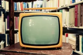 现在的智能电视大部分都只能调到待机状态，长期待机对电视好吗？图片