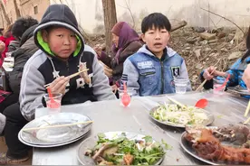 俗语“一代亲，二代淡，三代不管饭”啥意思？为何亲情留不住？图片