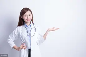 回国隔离后被亲妈拒之门外，女留学生表示不亲切，网友却疯狂点赞图片