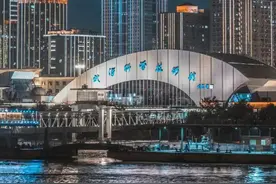 长江是大幕，甲板是舞台，游船上的剧场好过瘾！图片