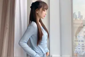 李小璐被拍现身整形医院，不断拉口罩怕被认出，穿紧身衣身材很好图片