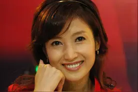 徐春妮：只因和郭德纲传出绯闻，惨遭老公家暴离婚，如今怎么样了图片