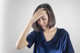 55岁女性长期头晕，行走不稳，不是颈椎病，竟然是血管狭窄图片