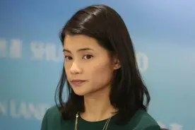 罗康瑞女儿：父亲为朱玲玲抛弃糟糠妻，她继承千亿家产孝敬母亲图片