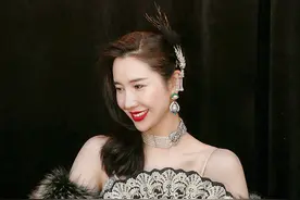 总裁夫人：“老娘我”用了3招，打造“正宫娘娘”的穿搭 高级感图片