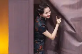 王牌对王牌：关晓彤脚上动作被拍到，沈腾：太心疼了图片
