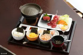 日本富有家庭女性有多幸福，全职在家还有钱花，只需做做饭图片