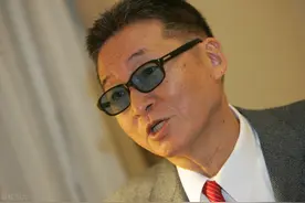 李敖写小说夸翁同龢，有人骂翁误尽苍生，跟李鸿章没得比！谁对？图片