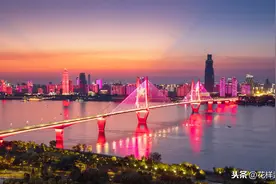 武汉与深圳，实力差距究竟还有多远？图片