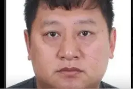 大庆涉黑成员“张大宝子”通缉悬赏提至30万：有疤痕和文身图片