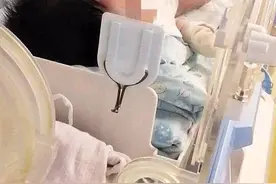出生时宝宝评分满分，在月子会所住22天得了肺炎？图片