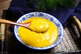 生完孩子头一天，婆婆做了碗蔬菜汤，虽朴素但下奶，就爱这口鲜图片