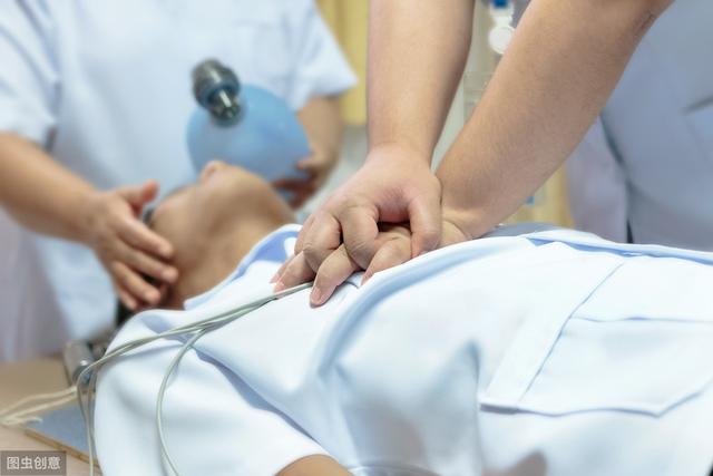 年逾六旬的老糖友突发偏瘫，原来是低血糖惹的祸