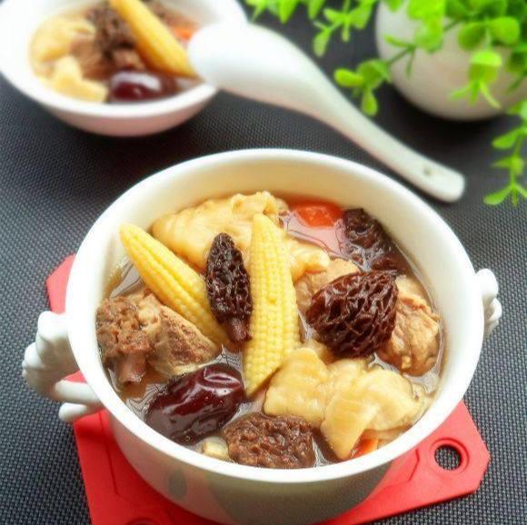 红萝卜玉米炖花胶 2026年红萝卜玉米炖花胶怎么做 红萝卜玉米炖花胶 2026年红萝卜玉米炖花胶怎么做